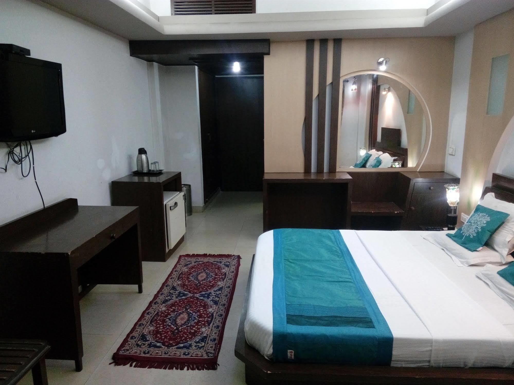 Hotel Snow Princess Manali  Exterior photo